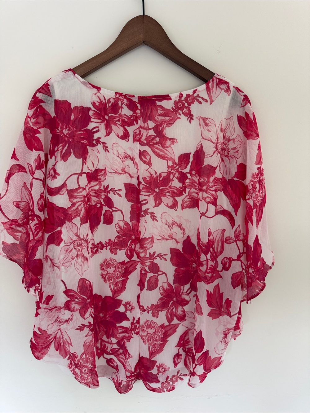Flowy Pink Floral Women's Top - Picture 3 of 5